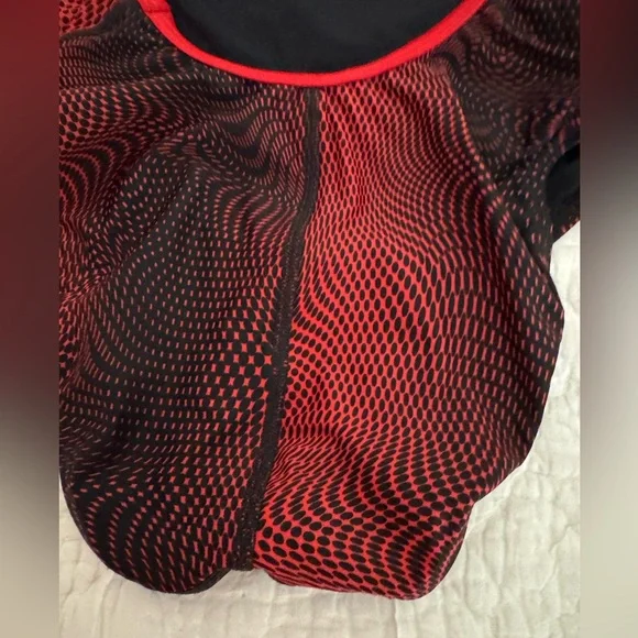 NWOT Speedo Swim One-Piece Swimsuit Red Black Size 8/34 - Picture 5 of 9